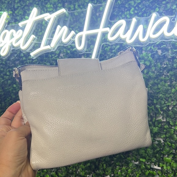 AUTHENTIC Michael Kors Fulton Leather Crossbody Bag in Vanilla - Picture 5 of 13